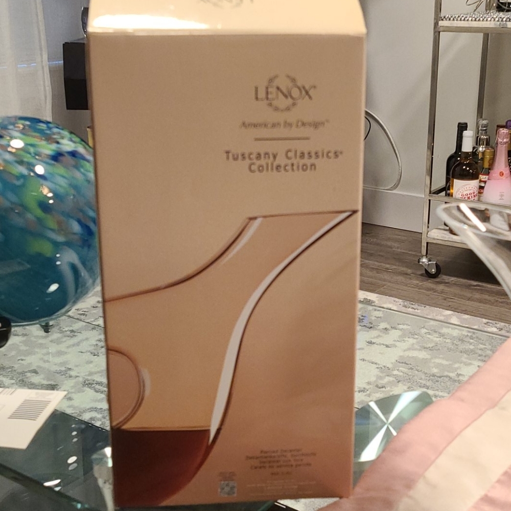 Lenox wine decanter - Picture 2 of 2